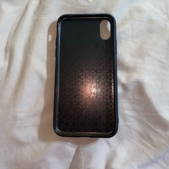 iPhone X case w/attached loopy - Picture 4 of 7
